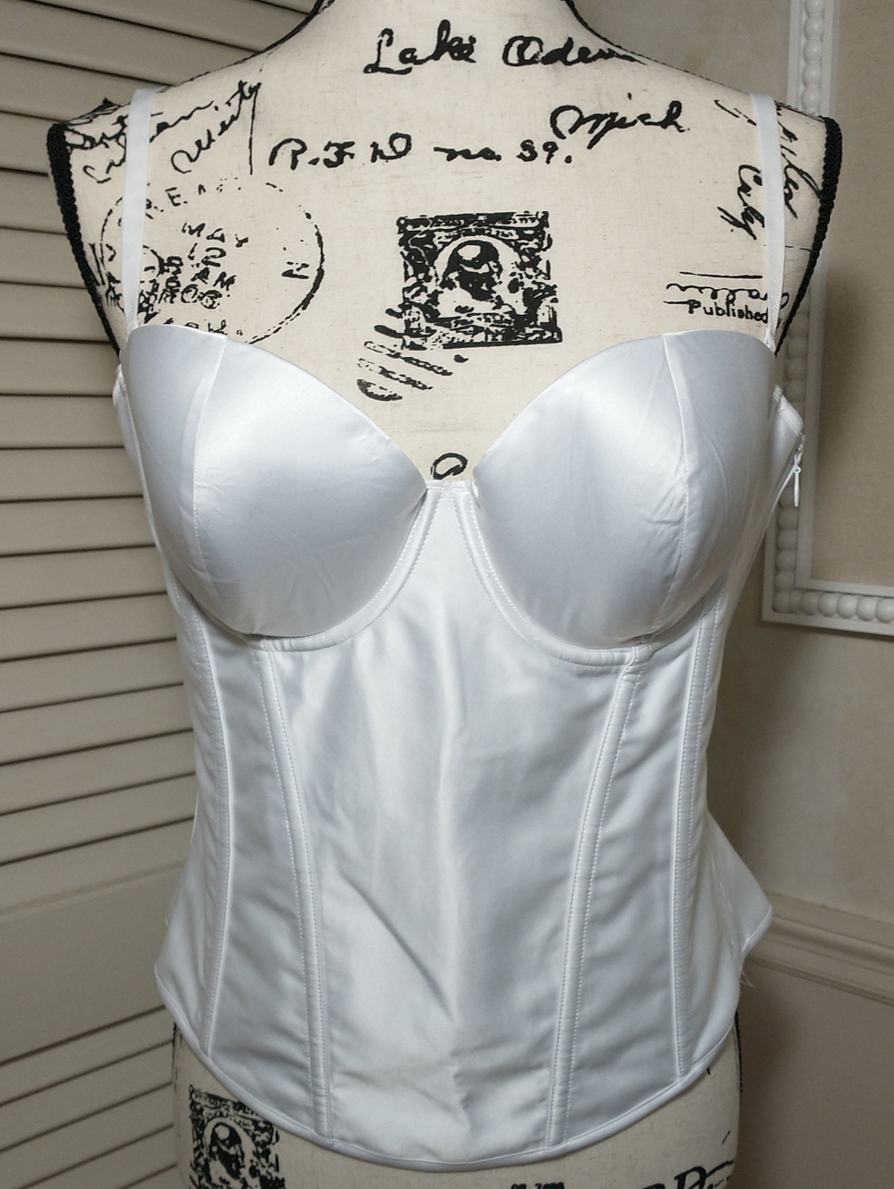 LIKE NEW Skims White Satin Corset, Laces Up, Renaissance Fair, Festival, Size L
